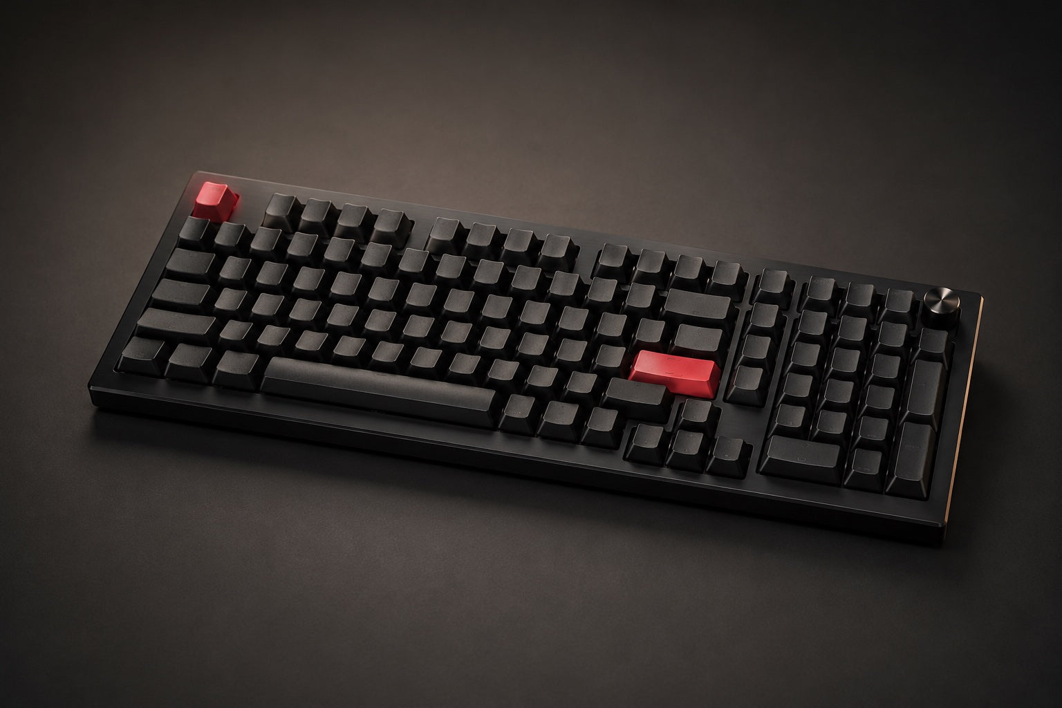 The Keychron Q5 Max full-aluminum 96% keyboard.