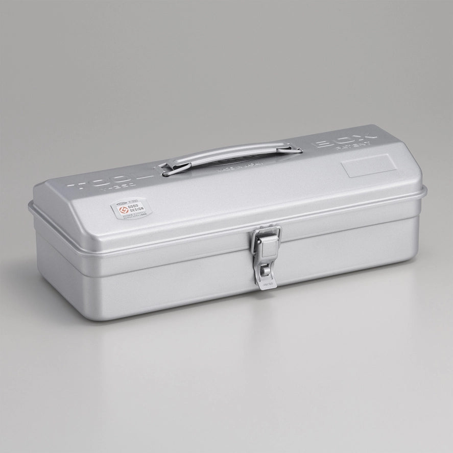 Silver Toyo Steel Y-350 toolbox