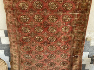 Vintage Turkoman Bukhara Wool Rug | 4'7" × 6'9" — Hand-Knotted c. 1950s