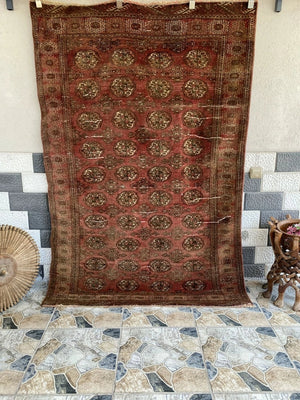 Vintage Turkoman Bukhara Wool Rug | 4'7" × 6'9" — Hand-Knotted c. 1950s