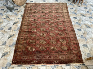 Vintage Turkoman Bukhara Wool Rug | 4'7" × 6'9" — Hand-Knotted c. 1950s