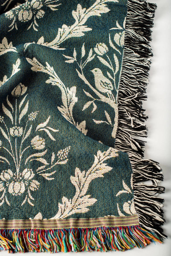 Lisa Mabey x Isobel Blanket | Thistle | 50" x 70"