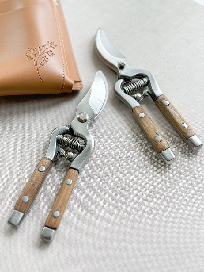 Wood Handle Garden Secateurs | Ash Inlay