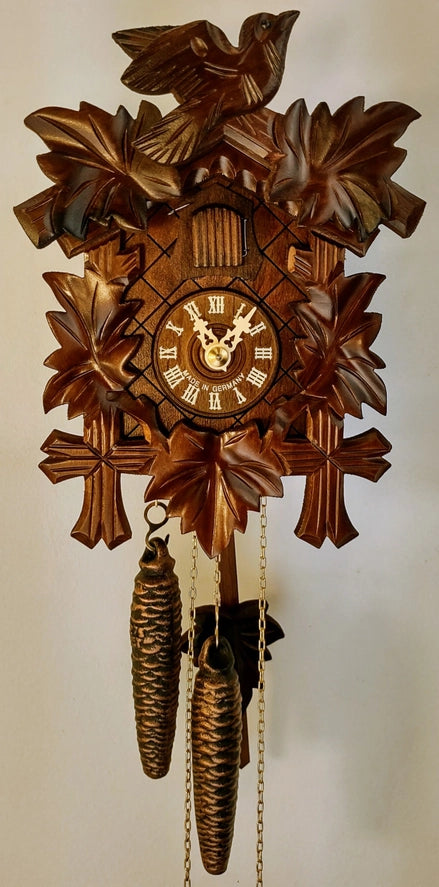 Cuckoo Clock | Bird and Leaf