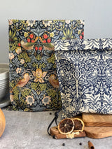 Beeswax Food Storage Bag | William Morris Print | 13" x 11"