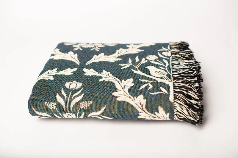 Lisa Mabey x Isobel Blanket | Thistle | 50" x 70"