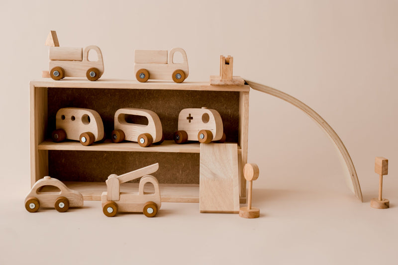 Wooden Vehicle Play Set | 7 Vehicles, Bridge, Signs & Garage Box | Q Toys