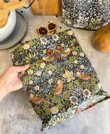 Beeswax Food Storage Bag | William Morris Print | 13" x 11"