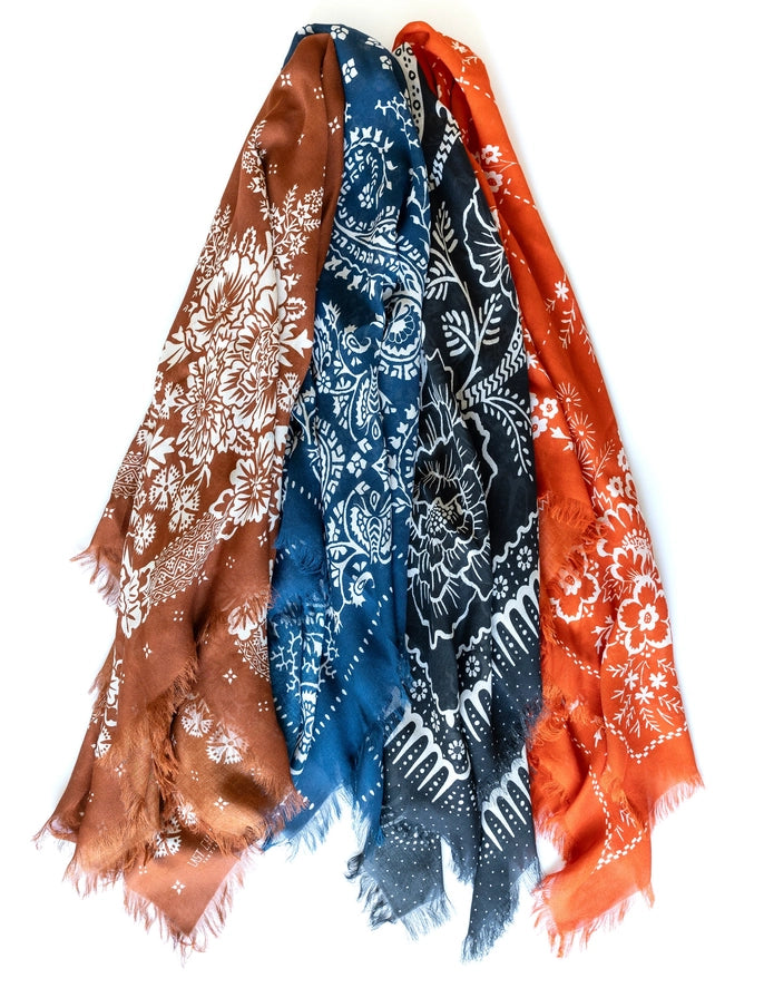 Big Honcho | Bandana in Blossom/Cocoa | 42"