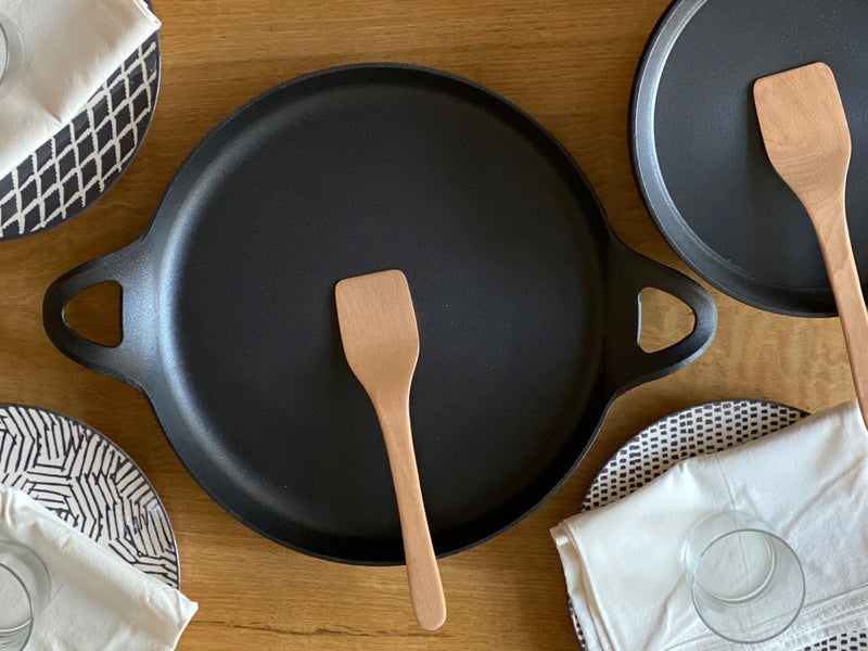 Cast Iron Paella Pan | 14.75"