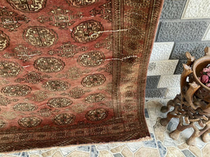 Vintage Turkoman Bukhara Wool Rug | 4'7" × 6'9" — Hand-Knotted c. 1950s