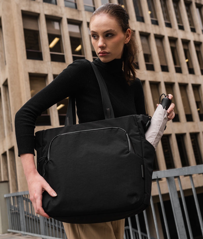 Bravo Tote V2 | 14L | Recycled Ripstop | Laptop & Tablet Sleeves