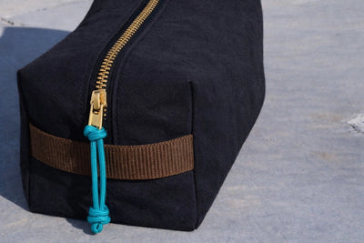 Frost River Waxed Canvas Dopp Kit — hand-waxed cotton canvas, waterproof lining