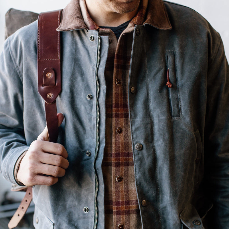 Field Jacket Charcoal — worn detail