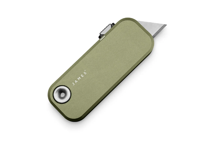 Close product view of The Palmer utility knife and replaceable blade mechanism