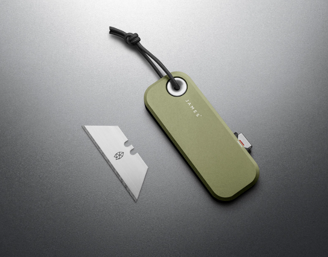 The Palmer Utility Knife | Aluminum or Recycled PCTG | Tool-Free Blade Changes