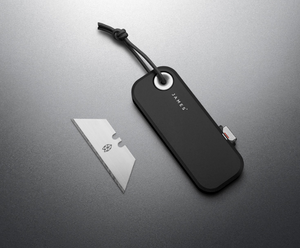 The Palmer Utility Knife | Aluminum or Recycled PCTG | Tool-Free Blade Changes