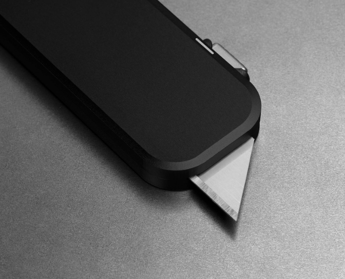 Detailed product view of The Palmer utility knife