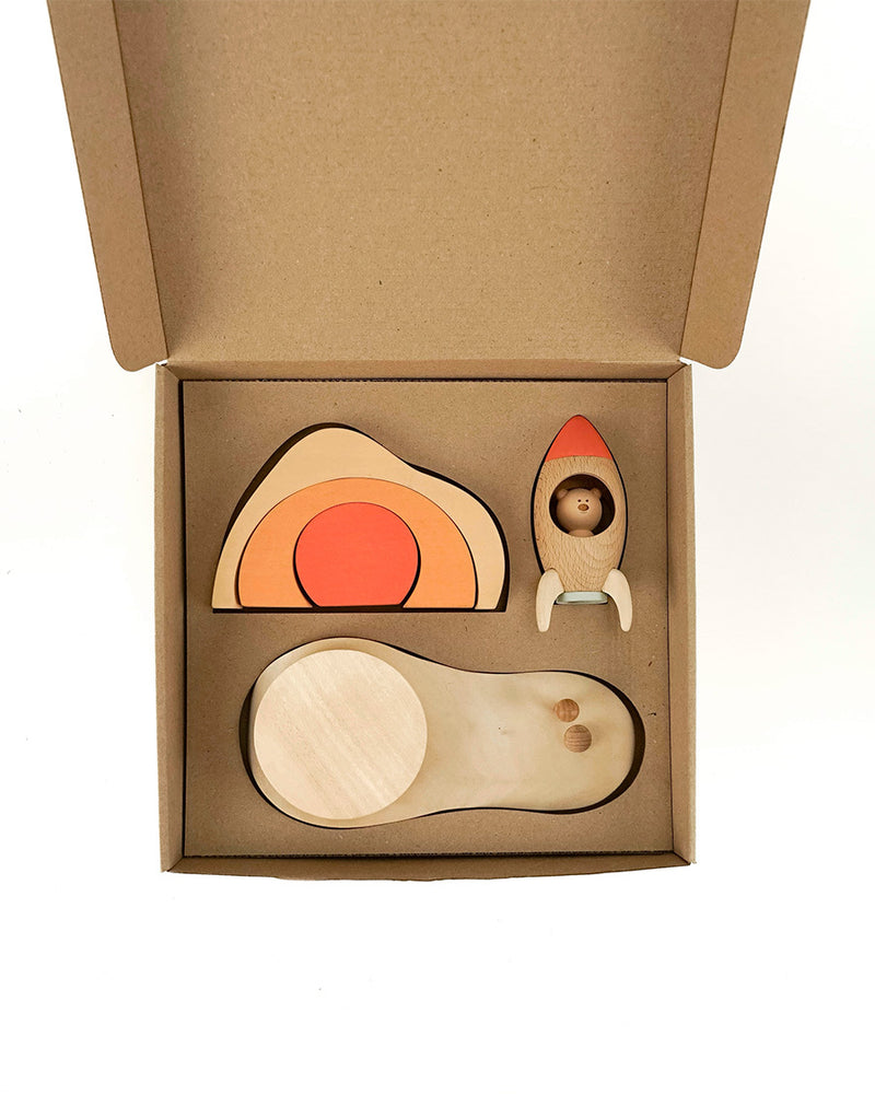 To the Stars Wooden Rocket Play Set | Bear Astronaut | Beech & Linden | Ukraine