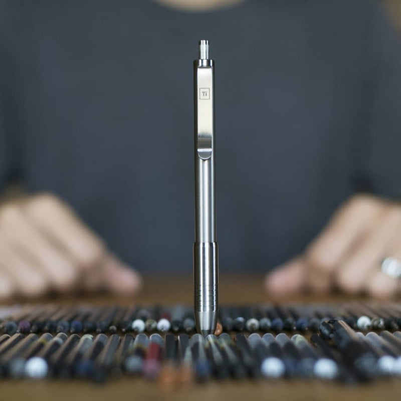 Click EDC Pen | Titanium | Adjustable for Multiple Refills