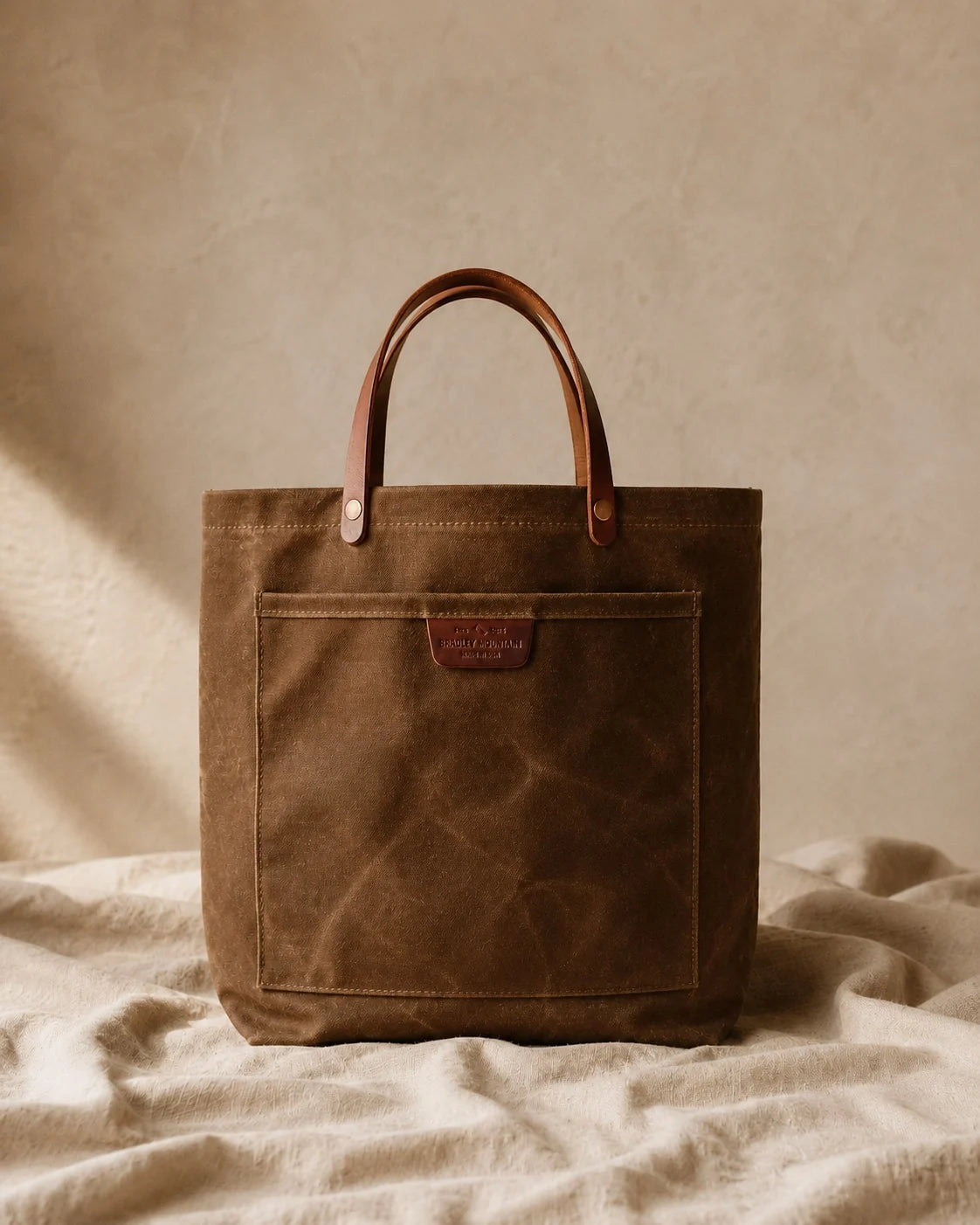 Field Tan Coal Tote